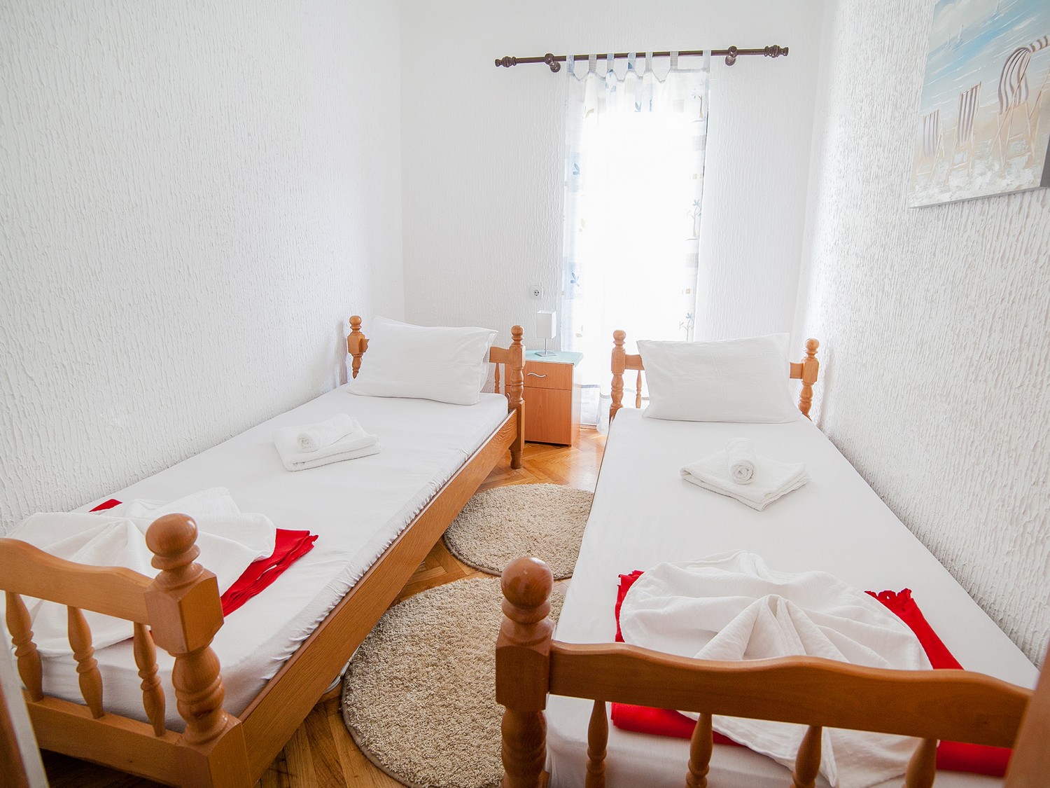 Apartman sa 1 spavaćom sobom sa balkonom